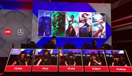 何猷君瞄准“电竞第一股”，但星竞威武稍欠火候