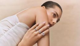 鉆石VS黃金，冰火兩重天