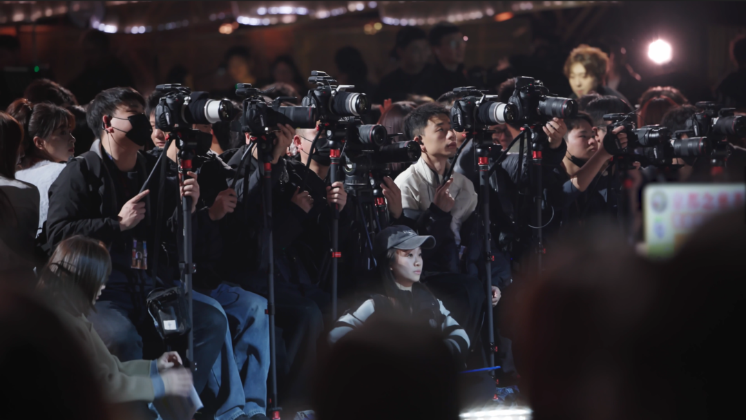 佳能CINEMA EOS系统为《声生不息·华流季》多机位实践赋能-锋巢网