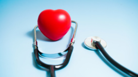 透过两会看“十五五”| 居民医保人均财政补助标准再提高，医保体系从 “保基本” 向 “保优质”“保可持续” 转型