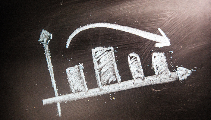 年末炒作资金狂欢，国泰融丰LOF两天上演“天地板”，散户“坐庄”不成反被套