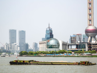 一季度上海外贸进出口1.23万亿元，连续14个月同比增长