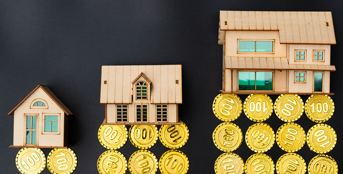 物业公司炒贵金属上半年亏损8340万元，年初曾狂赚2.5亿