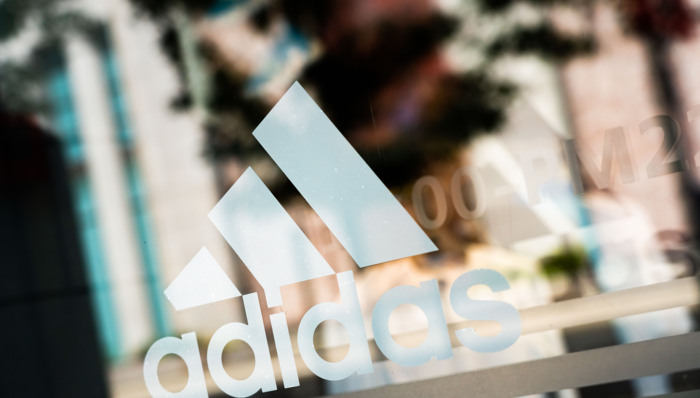 “四道杠”未侵权“三道杠”，阿迪达斯诉Thom Browne的官司没打赢