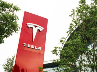 主動選擇“瘦身”背后，特斯拉轉(zhuǎn)型面臨哪些難題？