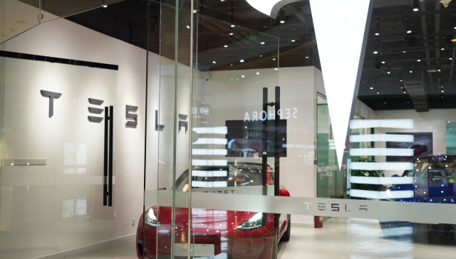 特斯拉在中国召回超120万辆电动汽车