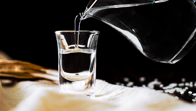 太原国企董事长;殴打他人;被拘留;当地国资委;停职检查;严肃追责