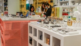 美妝代運(yùn)營(yíng)企業(yè)集體“自救”