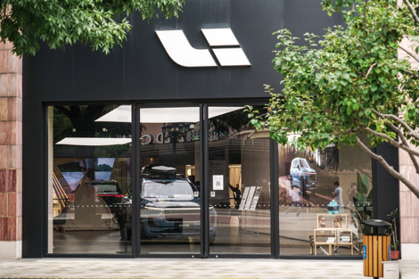 频繁被蹭的理想汽车不再隐忍，李想公开点名东风日产组织“黑水军”