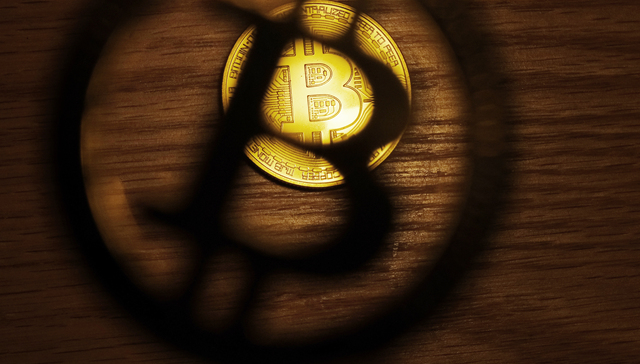 比特币一度失守60000美元，加密货币市场底部是否到来需看三大风向标