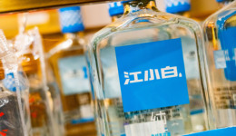江小白跌落“小酒”神坛