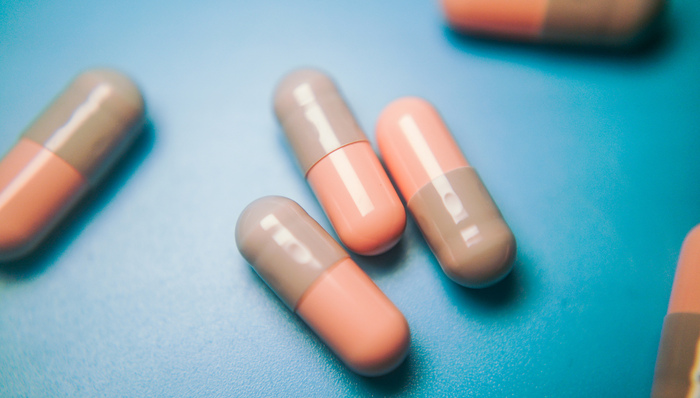 首个国产新冠口服药阿兹夫定网售一天被下架