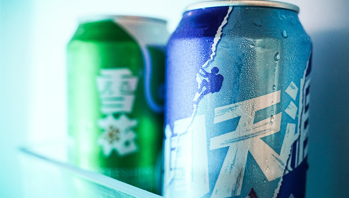 首次披露白酒业绩的华润啤酒上半年营收增13.6%，毛利靠中高端啤酒产品带动