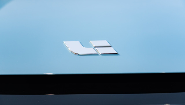 理想汽车扭转技术落后刻板印象，称首款纯电车“MEGA”将挑战50万元车型销冠