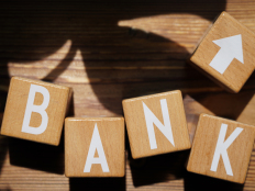 金融人·事｜冠名“省超”，商业银行的新谋算