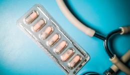 基金放大镜｜医药主题基金黑马频出，谁能抓到多倍大牛股？