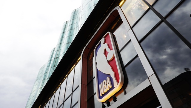 新赛季ESPN收视率下滑近30%，NBA没人看了？