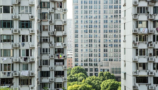 百强房企去年业绩同比下滑4成，千亿房企仅剩20家