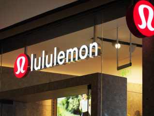lululemon产品被质疑涉有毒化学物遭调查，律师解读相关行业标准