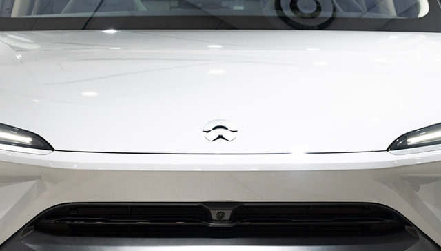 融资环境冷淡下蔚来获得关键投资，李斌回应失去第一大股东位置