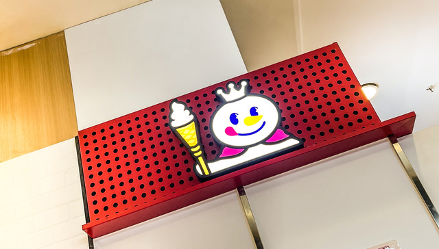 Mainland tea and coffee chains juggle prices and reputations in HK