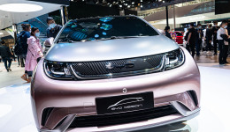 2022十大新能源品牌：比亚迪重夺全球销冠，“蔚小理”各有各的难处