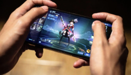 网易、腾讯、叠纸发力，春节活动新花样，2024年内容经营三大新趋势