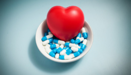 規(guī)模不足0.5億元、場(chǎng)內(nèi)溢價(jià)高達(dá)13%，易方達(dá)標(biāo)普醫(yī)療保健LOF發(fā)生了什么？