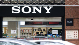 争夺汽车“第四屏”