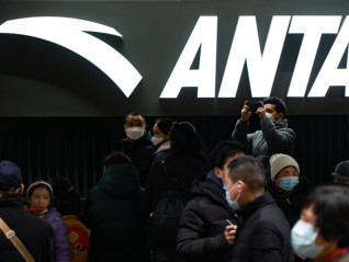 安踏越来越像LVMH