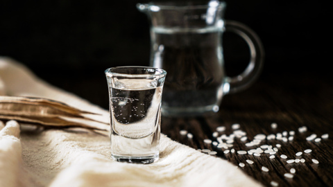 白酒年轻化，三类玩家抢滩千亿散酒赛道