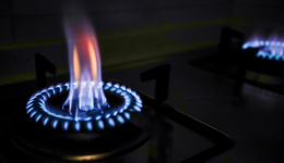 中国天然气进口量为何同比大增17%？