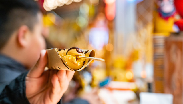 返乡过年，我被小县城的消费震撼了