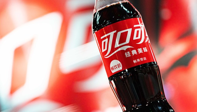 牛奶品牌营收乐观、可口可乐单季利润大增24%，世界杯营销成果显著