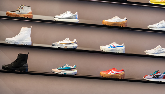 库存问题仍在困扰运动鞋服代工商