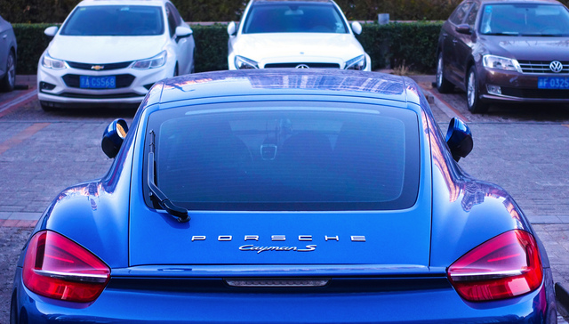 东安集团最新通告：郑州中原保时捷等3家店暂停营业、店内全体员工放假