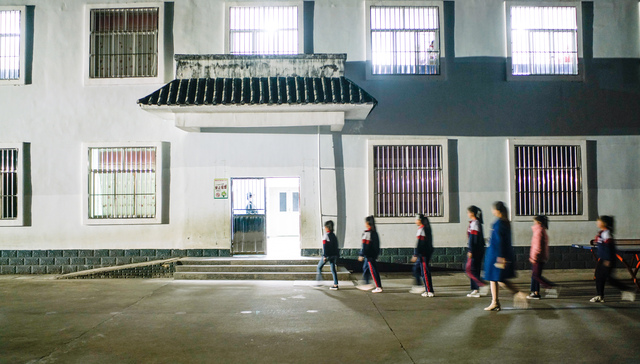 民办学校或迎来关停潮，如何保障学生的求学权利？| 教育洞察