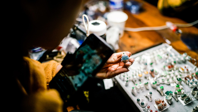 20余万元;解救;被困缅甸园区女孩;同园区逃生者;惊魂一刻