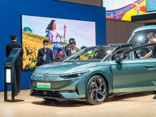 大众品牌一季度在华销量被比亚迪反超，集团营业利润下滑超三成