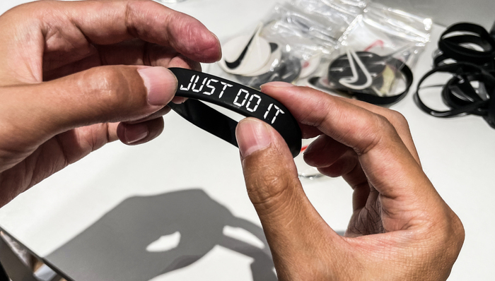 耐克;转型重组;全球裁员1400人