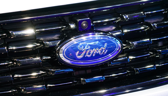 长安福特逆势并网，新能源车与燃油车销售合二为一