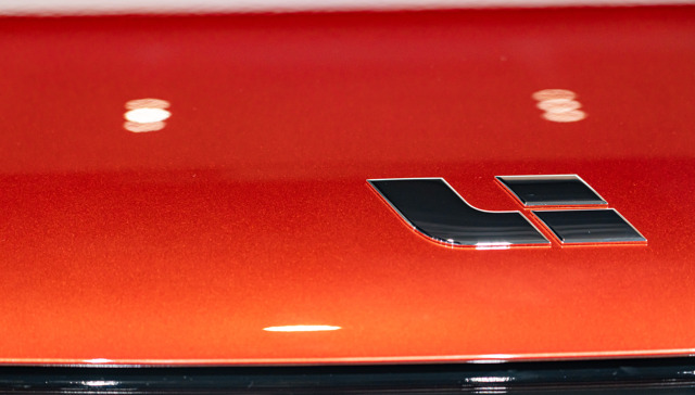 理想汽车一季度新增库存2万辆，首次官宣全线产品降价