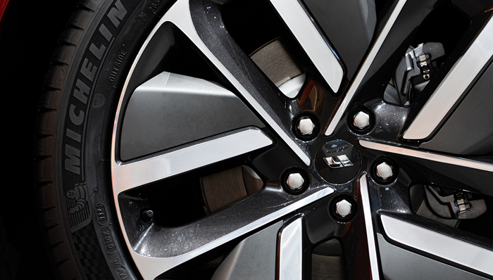 理想汽车一季度经营利润和自由现金流均转负