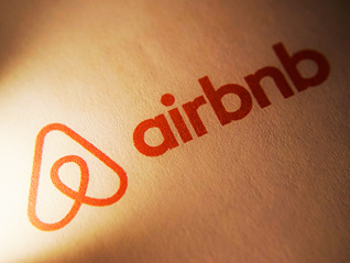 学习中国平台，Airbnb也要做生活服务了