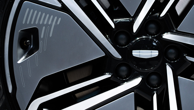 吉利与雷诺成立动力总成合资公司，为汽车公司架构与业务全球化整合提供新样本