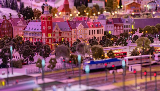 频繁签约大型主题公园，乐园洼地杭州想要“翻身”