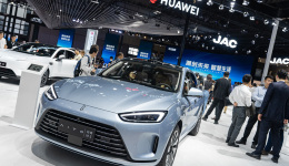 赛力斯触底了吗