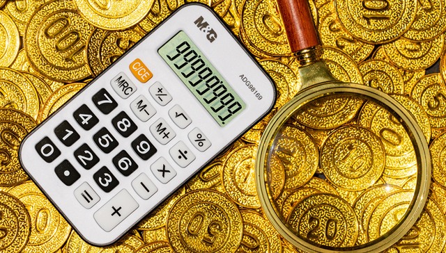 国际金价;两日大涨400美元;黄金股涨停