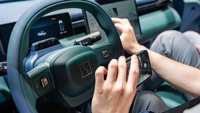 近五年全球最大的汽车公司合并，合二为一的极氪领克怎么运营？