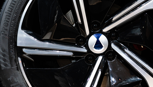 Berkshire Hathaway continues to offload BYD